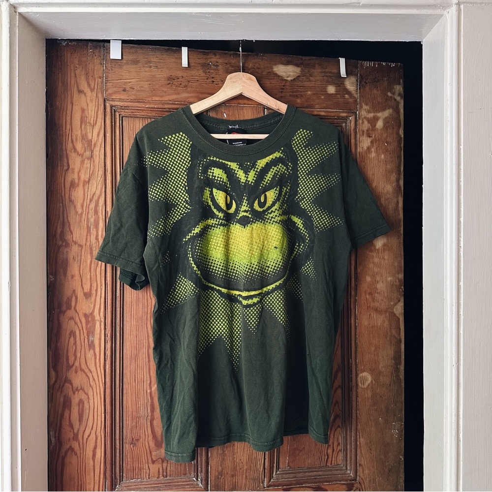 Vintage 2001 Grinch Dr. Seuss Christmas T-shirt